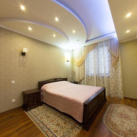 Royal Hotel Zaporizhia Quarto foto