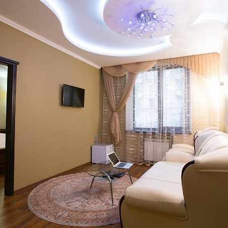 Royal Hotel Zaporizhia Exterior foto
