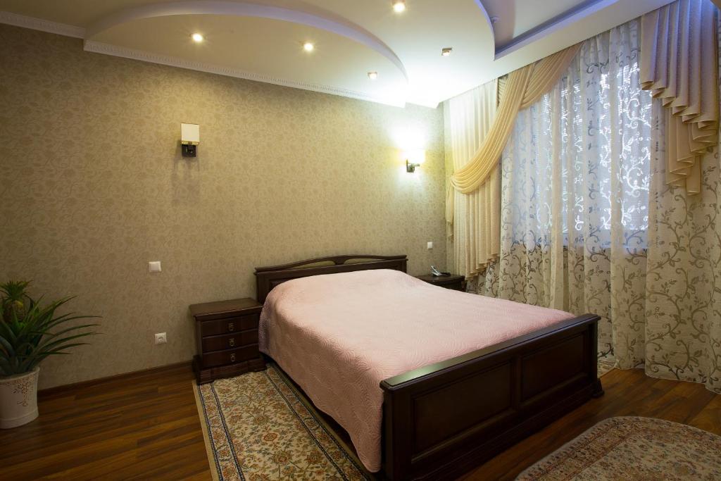 Royal Hotel Zaporizhia Exterior foto